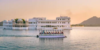 City of Lakes: Udaipur’s Majestic Waterfront