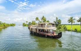 Exploring Alleppey Backwaters: A Journey Through Kerala’s Serene Paradise